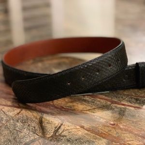 House of Fleming Dark Navy Alligator Belt